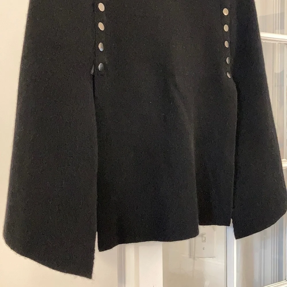 NWOT Philosophy 100% Cashmere Cape